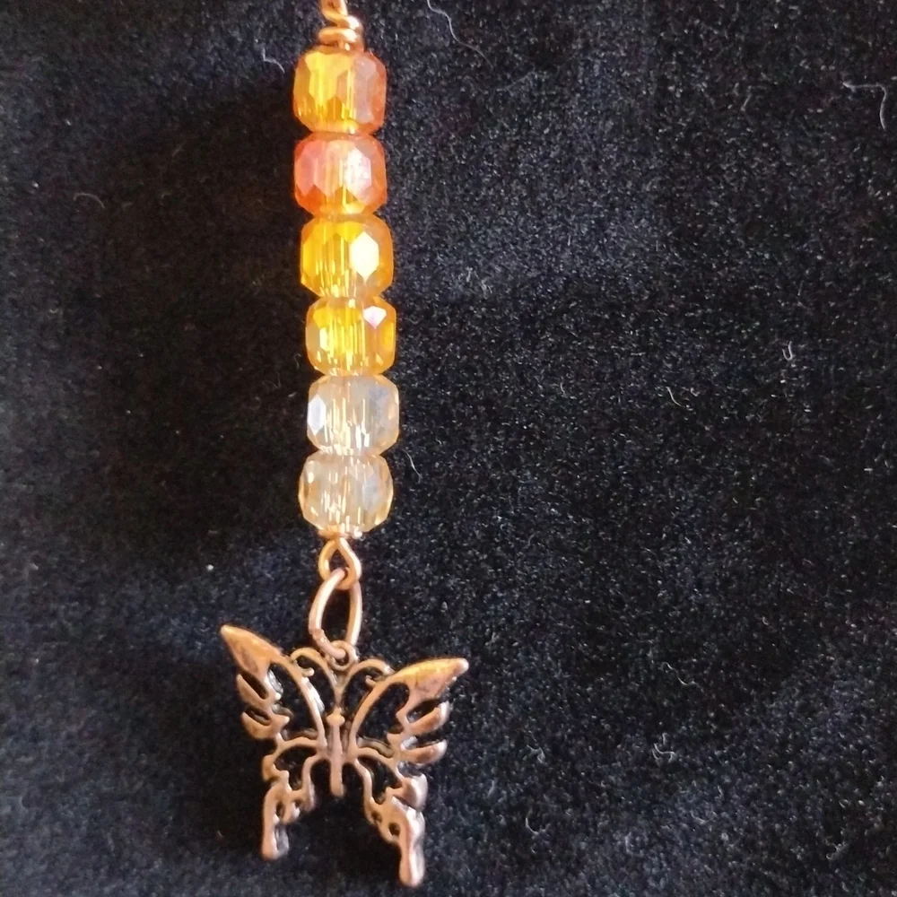 Orange ombre butterfly necklace - Picture 2 of 2